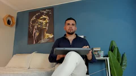 M A T  T E O online show from February 19, 2025, 8:10 pm