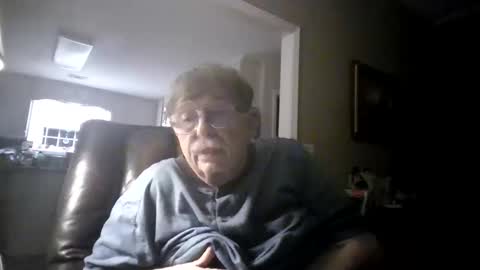 fatdickad online show from March 4, 2026, 8:31 am