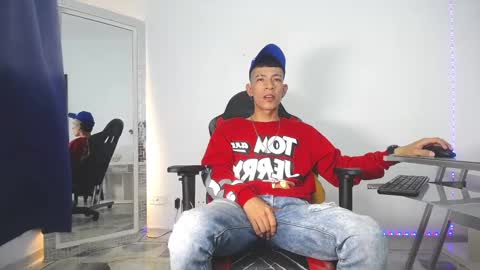 Favel Gomez online show from January 14, 2025, 2:19 am