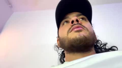 favid95 online show from November 21, 2025, 7:23 pm