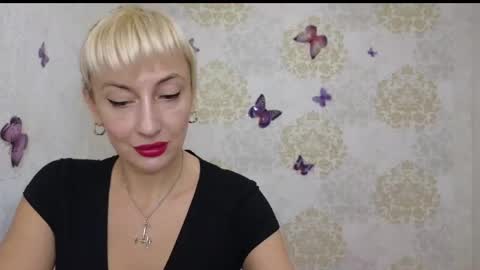 Snapshot of favorite_angel chatting on January 28, 2025, 9:40 pm favorite_angel online show from January 28, 2025, 9:40 pm