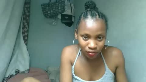 fayence09 online show from September 26, 2025, 7:34 am