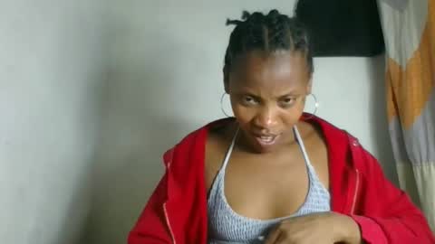 fayence09 online show from October 15, 2025, 4:29 pm