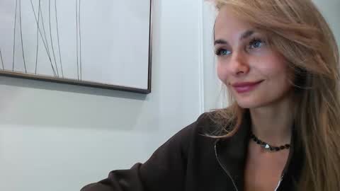 Snapshot of fayko21 chatting on September 10, 2025, 5:35 pm fayko21 online show from September 10, 2025, 5:35 pm