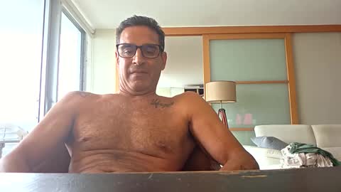 Snapshot of fdavoudi chatting on September 9, 2025, 9:14 pm Miami Persian online show from September 9, 2025, 9:14 pm