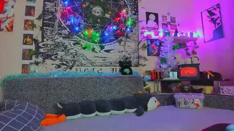 Diva online show from December 23, 2025, 1:58 am