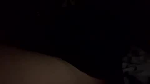 feeding_you online show from January 11, 2025, 5:51 pm