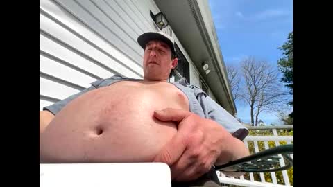 feedmyhugebelly online show from April 23, 2026, 4:53 pm