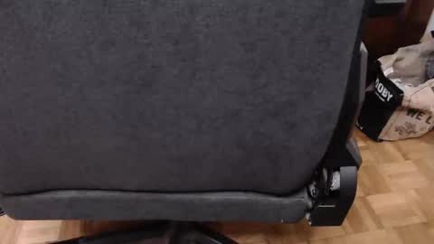 feetlover7878 online show from November 6, 2025, 12:28 pm