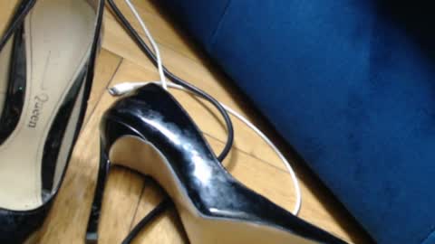 feetrmistress online show from April 15, 2026, 11:06 am