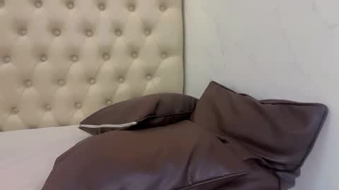 Snapshot of feisty_woman chatting on January 18, 2026, 10:19 am Prianka online show from January 18, 2026, 10:19 am