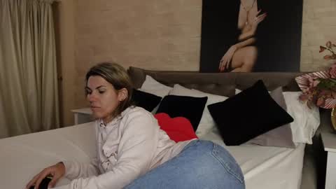 FeliciaKrige online show from May 19, 2026, 8:04 pm