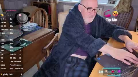 Adam online show from November 27, 2025, 8:38 am