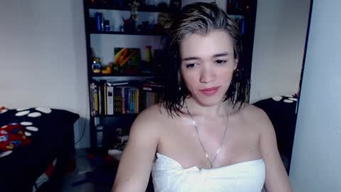 fem_boy6 online show from January 20, 2025, 7:25 pm