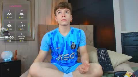 Femboy Max online show from September 13, 2025, 12:38 pm