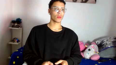 Snapshot of femboy_tran chatting on October 14, 2025, 2:01 am femboy_tran online show from October 14, 2025, 2:01 am