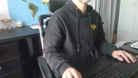 Snapshot of femdomsubby chatting on October 20, 2025, 11:27 pm femdomsubby online show from October 20, 2025, 11:27 pm