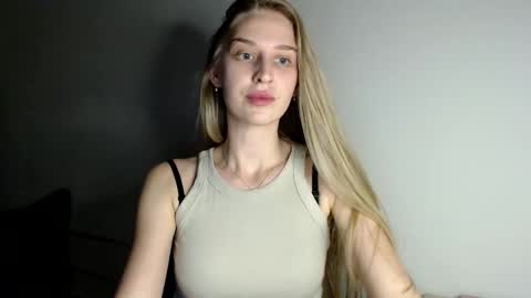 Femke online show from October 9, 2025, 9:24 pm