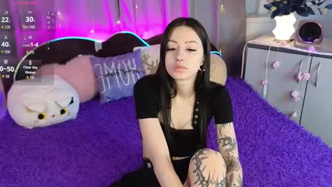 Snapshot of fenilea chatting on December 3, 2025, 6:10 am Fenilea online show from December 3, 2025, 6:10 am