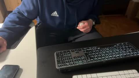 Snapshot of feniopl1 chatting on February 18, 2026, 6:26 pm Bart online show from February 18, 2026, 6:26 pm