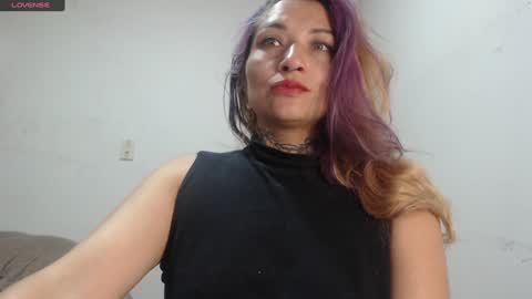 Snapshot of fenix_purple chatting on January 3, 2025, 5:10 pm FENIX online show from January 3, 2025, 5:10 pm