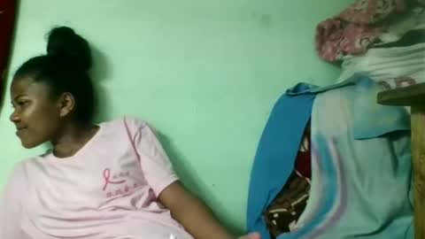 fenou122745 online show from September 17, 2025, 7:15 pm