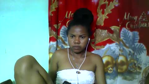 fenou122745 online show from September 20, 2025, 7:04 pm