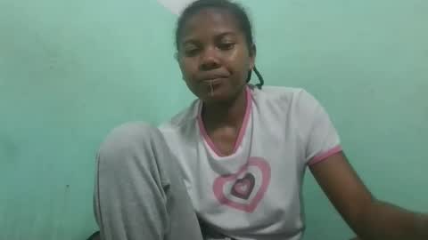 fenou122745 online show from November 24, 2025, 8:19 pm