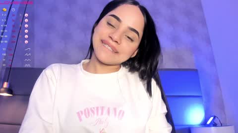  Fernanda Luna  online show from December 17, 2024, 3:06 pm