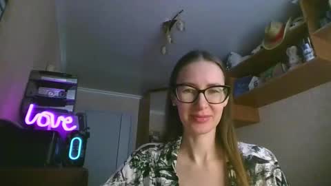 Snapshot of feraliss chatting on February 1, 2026, 10:25 am feraliss online show from February 1, 2026, 10:25 am