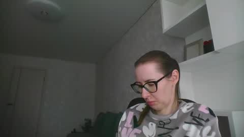 Snapshot of feraliss chatting on March 20, 2026, 11:26 am feraliss online show from March 20, 2026, 11:26 am