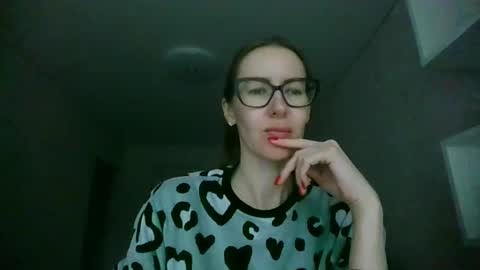 Snapshot of feraliss chatting on May 26, 2026, 11:17 am feraliss online show from May 26, 2026, 11:17 am