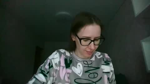 Snapshot of feraliss chatting on May 27, 2026, 11:51 am feraliss online show from May 27, 2026, 11:51 am