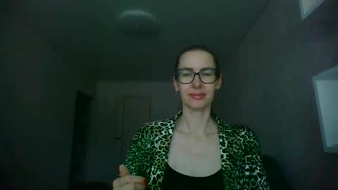 Snapshot of feraliss chatting on May 30, 2026, 10:23 am feraliss online show from May 30, 2026, 10:23 am