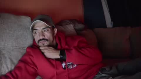 fernand89 online show from December 13, 2024, 5:49 am