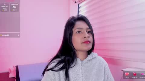 fernanda_liie_ online show from April 13, 2026, 12:43 pm