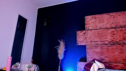 fernanda_liie_ online show from May 17, 2026, 12:30 am