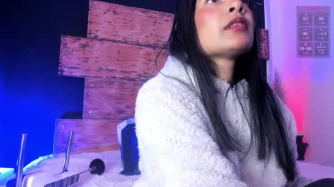 Snapshot of fernanda_liie_ chatting on May 27, 2026, 12:35 pm fernanda_liie_ online show from May 27, 2026, 12:35 pm