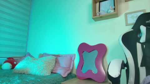 Snapshot of fernandadiaz05 chatting on March 5, 2025, 8:00 pm Fernanda Diaz online show from March 5, 2025, 8:00 pm