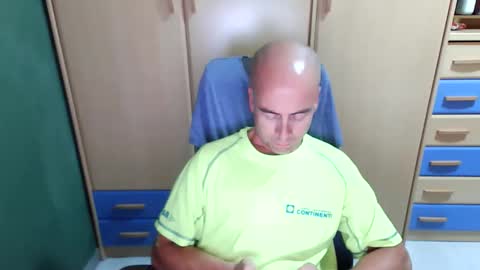 fernandez83 online show from June 8, 2026, 7:14 pm