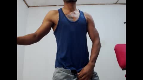 Snapshot of fernandez_latinblack chatting on January 20, 2025, 12:25 am fernandez_latinblack online show from January 20, 2025, 12:25 am