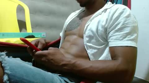 Snapshot of fernandez_latinblack chatting on February 27, 2025, 1:49 pm fernandez_latinblack online show from February 27, 2025, 1:49 pm