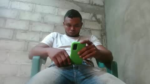 Snapshot of fernandez_latinblack chatting on October 20, 2025, 1:33 pm fernandez_latinblack online show from October 20, 2025, 1:33 pm