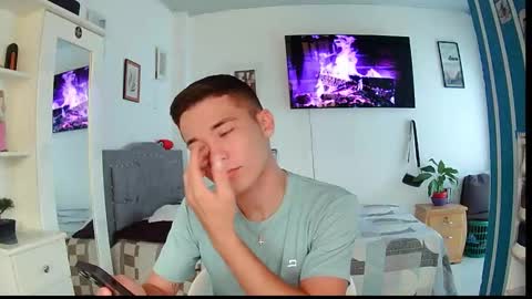 Snapshot of fernando656686 chatting on November 4, 2025, 6:51 pm little andy online show from November 4, 2025, 6:51 pm