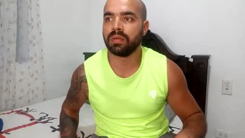 Snapshot of ferpaisa2024 chatting on January 22, 2025, 11:21 pm insta ferxx1210 Fercho online show from January 22, 2025, 11:21 pm