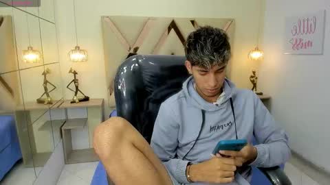 FER PHOENIX online show from February 27, 2026, 3:28 am