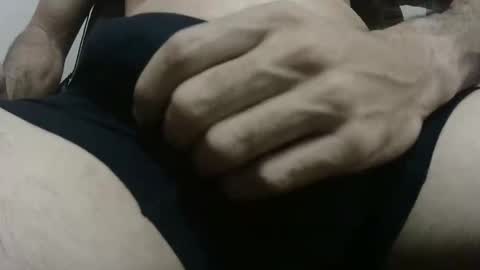 Snapshot of fescarf1991 chatting on November 15, 2025, 5:05 am fescarf1991 online show from November 15, 2025, 5:05 am