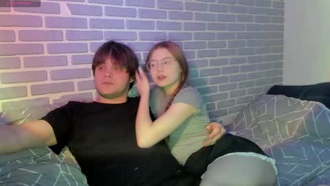 Tina and Tomas online show from October 16, 2025, 2:29 pm