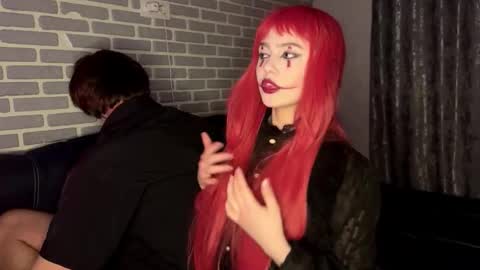 Tina and Tomas online show from October 31, 2025, 2:18 pm