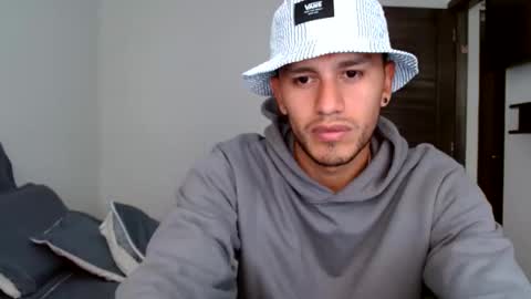 fetichistas96 online show from February 23, 2026, 3:09 pm